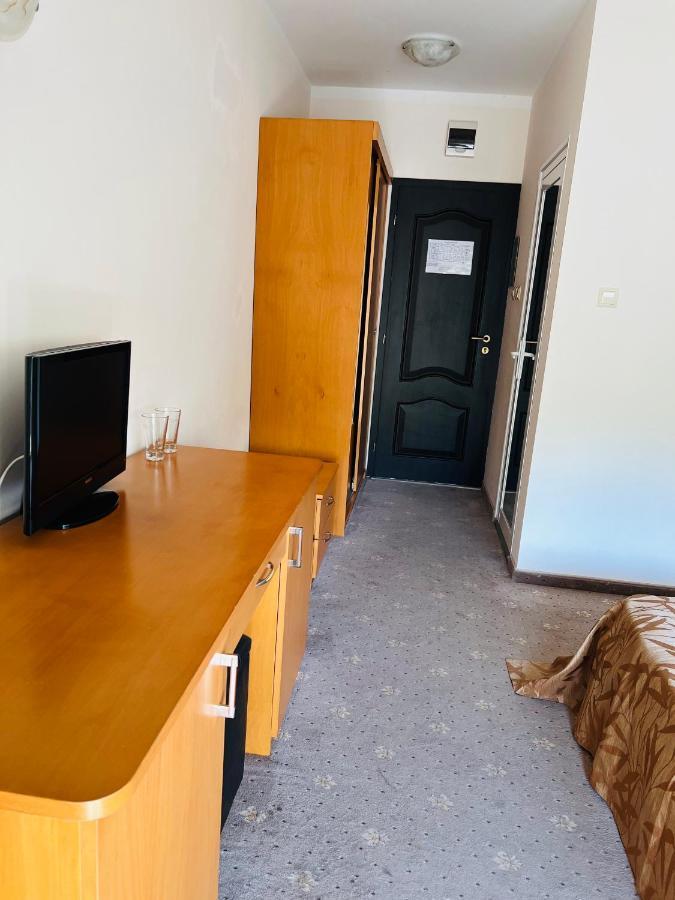 Hotel Incognito Pomorie Exteriör bild