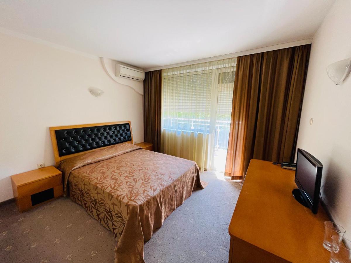 Hotel Incognito Pomorie Exteriör bild