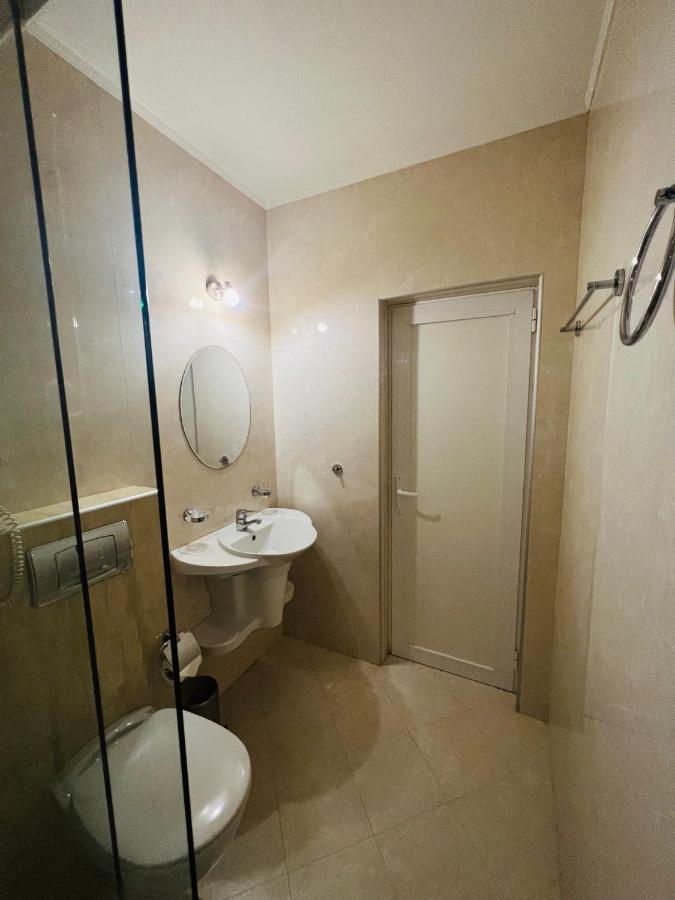 Hotel Incognito Pomorie Exteriör bild