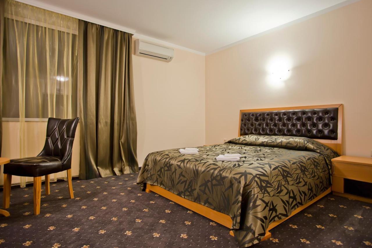 Hotel Incognito Pomorie Exteriör bild